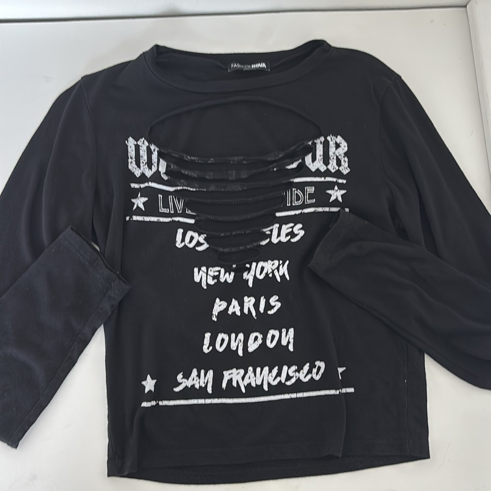 Edgy Streetwear BUNDLE (4)  Bustier Shorts Tee Button Down Y2k Coquette Festival - Picture 13 of 16